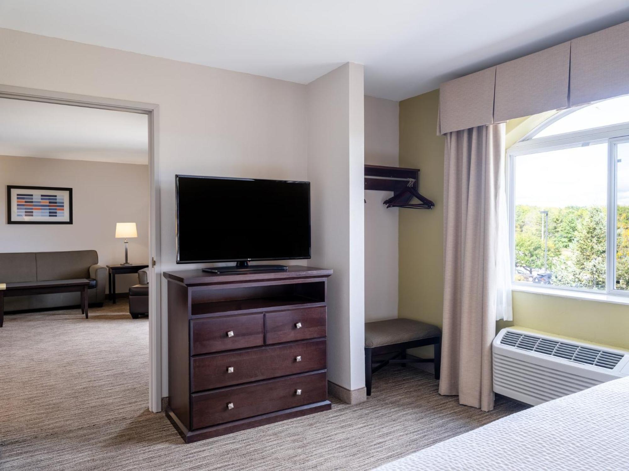 Holiday Inn Express & Suites Chicago-Libertyville By Ihg Εξωτερικό φωτογραφία
